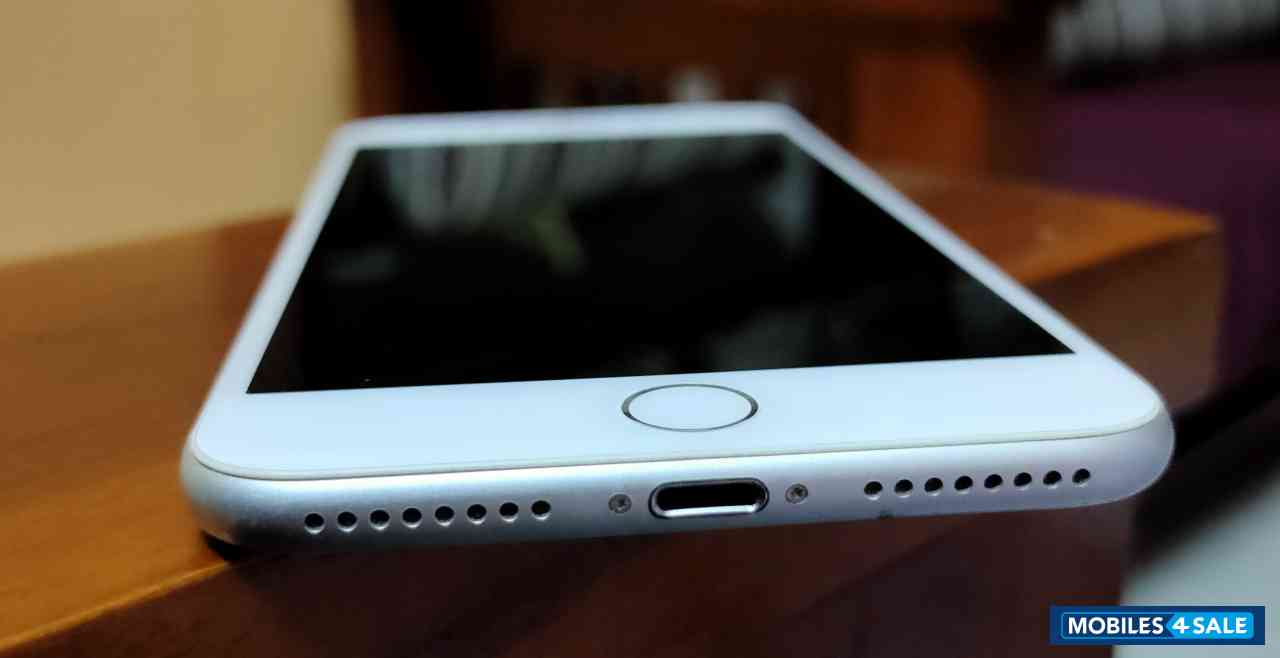 Silver Apple  iPhone7 plus 128GB