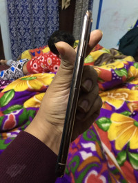 Apple  XS MAX 256 gold