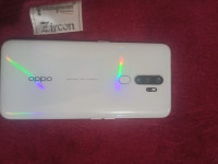 White Oppo  A5 (2020)