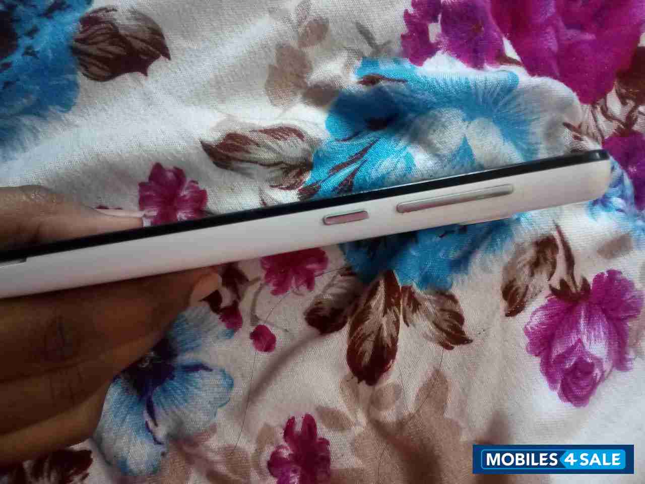 White Redmi  Redmi 2 prime