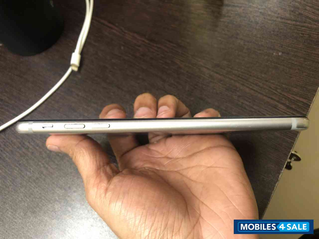 Apple  iPhone 6 Plus