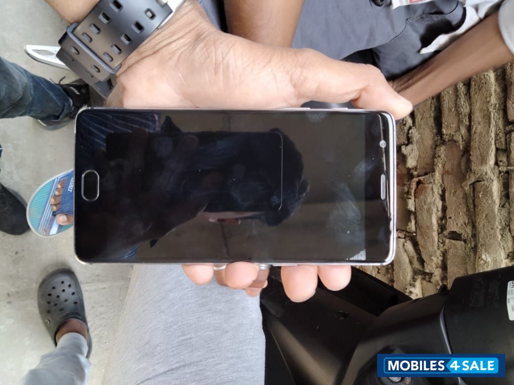 Gunmetal Grey OnePlus  OnePlus 3