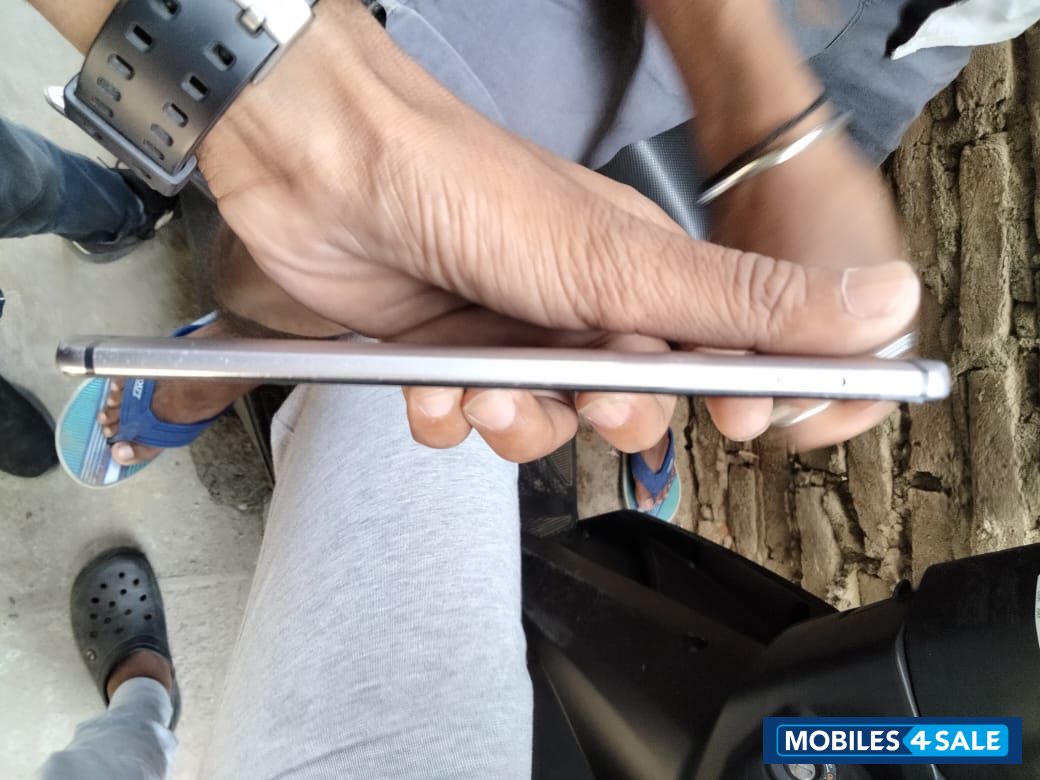 Gunmetal Grey OnePlus  OnePlus 3