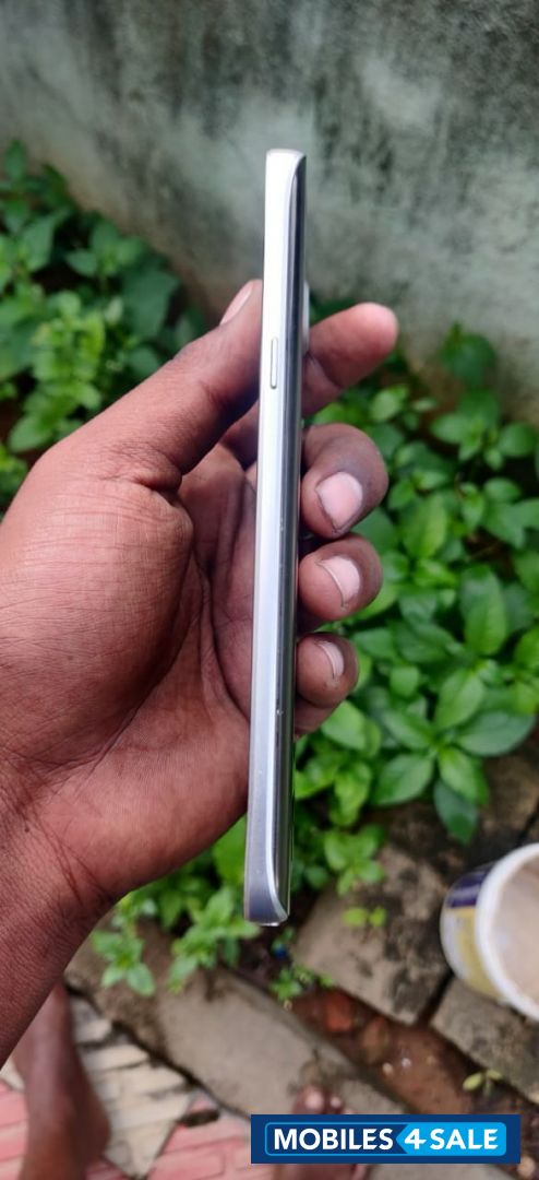 Gold Samsung  Samsung galaxy note 5 dual