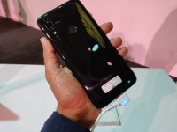 Dazzling Black Xiaomi Redmi Y3