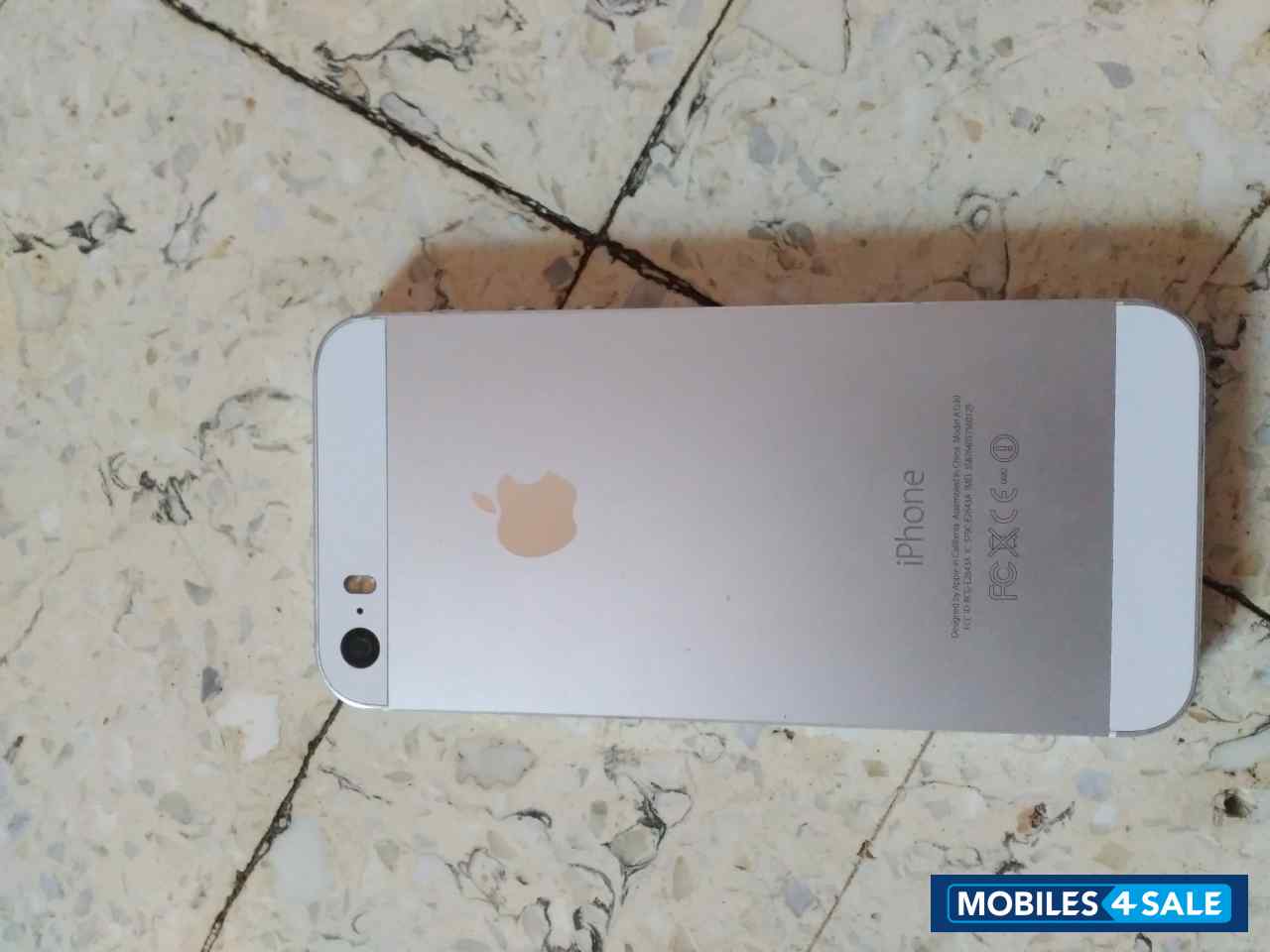 Apple  5s 32GB