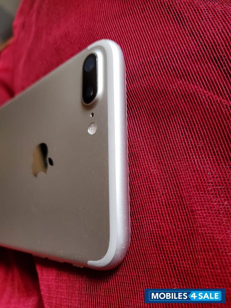 Apple  7 plus