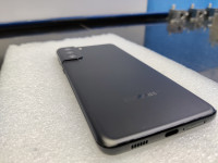 Samsung  S21 plus