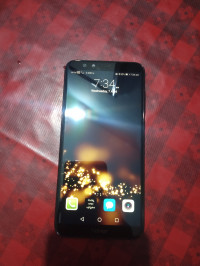 Black Huawei Honor 9