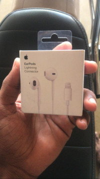 Apple  Iphone 7 2GB,128GB