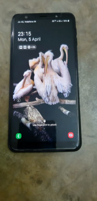 Samsung  Galaxy A7 (2018)