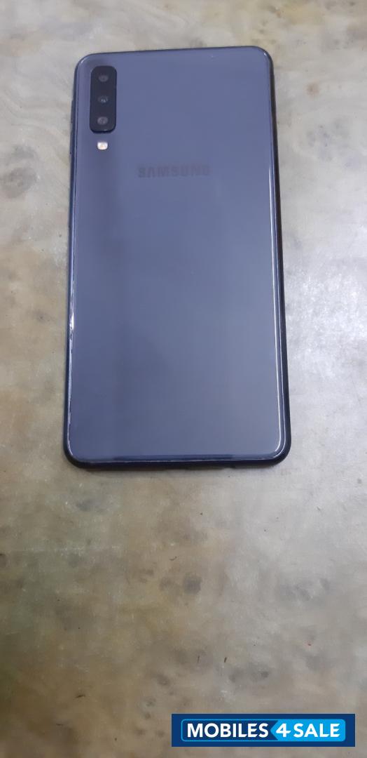 Samsung  Galaxy A7 (2018)