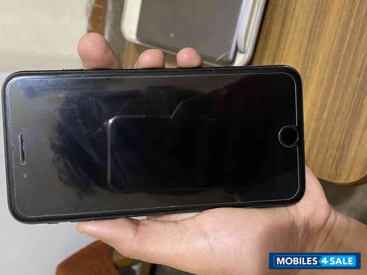 Apple  7 plus 128 gb