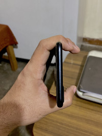 Apple  7 plus 128 gb