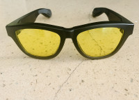 Smart sunglasses with Bluetooth