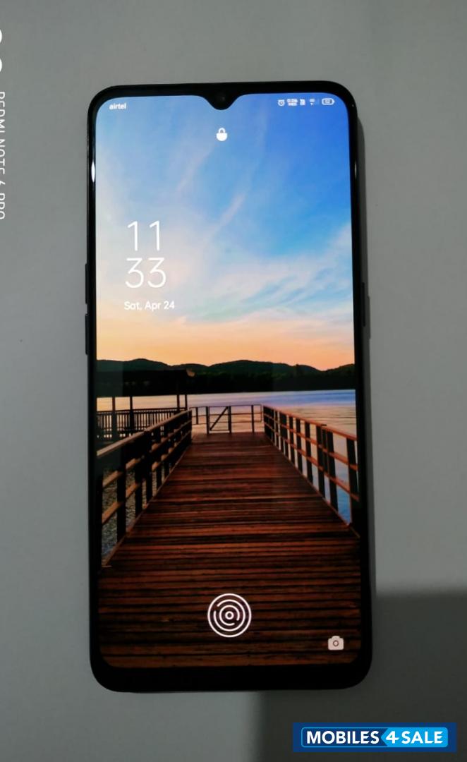 Lightening Black Oppo  Oppo f15