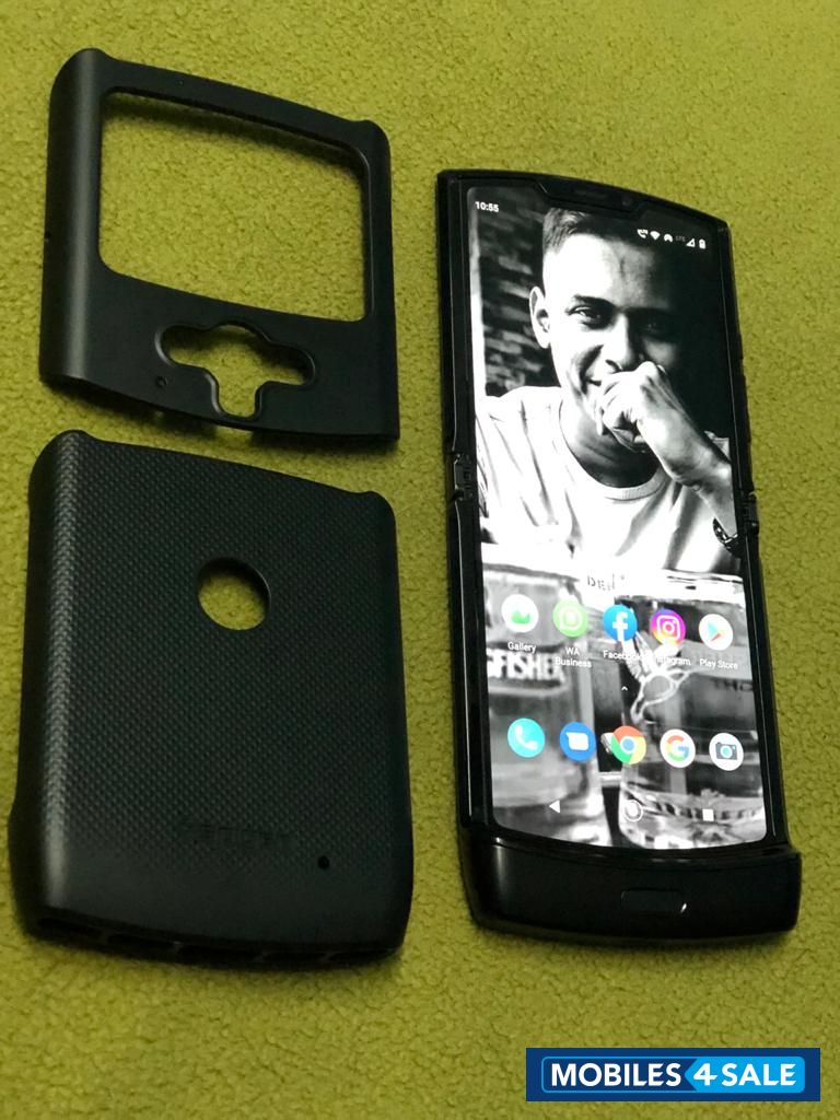 Black Motorola  Razr 4G