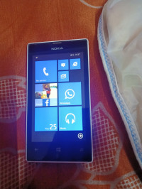 Nokia  Lumia 520