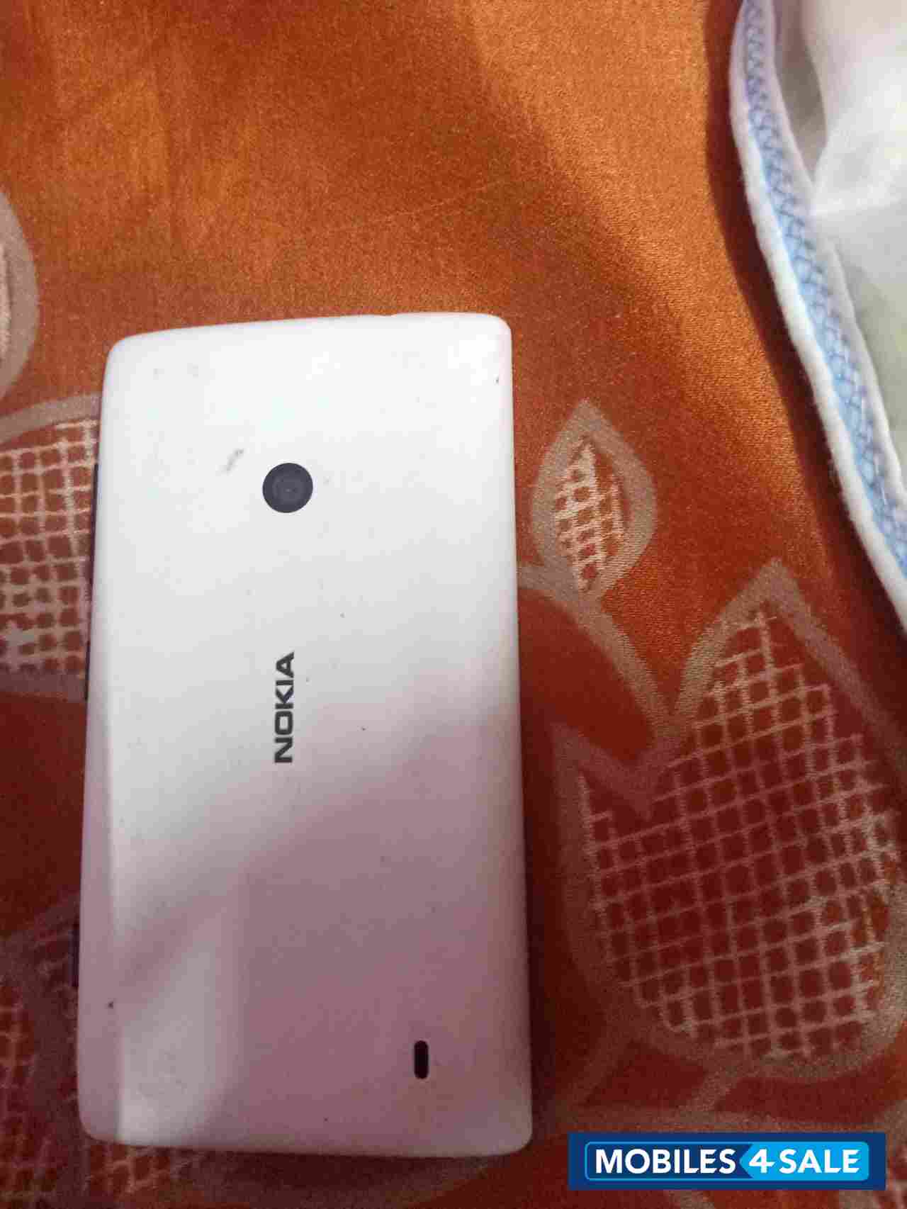 Nokia  Lumia 520