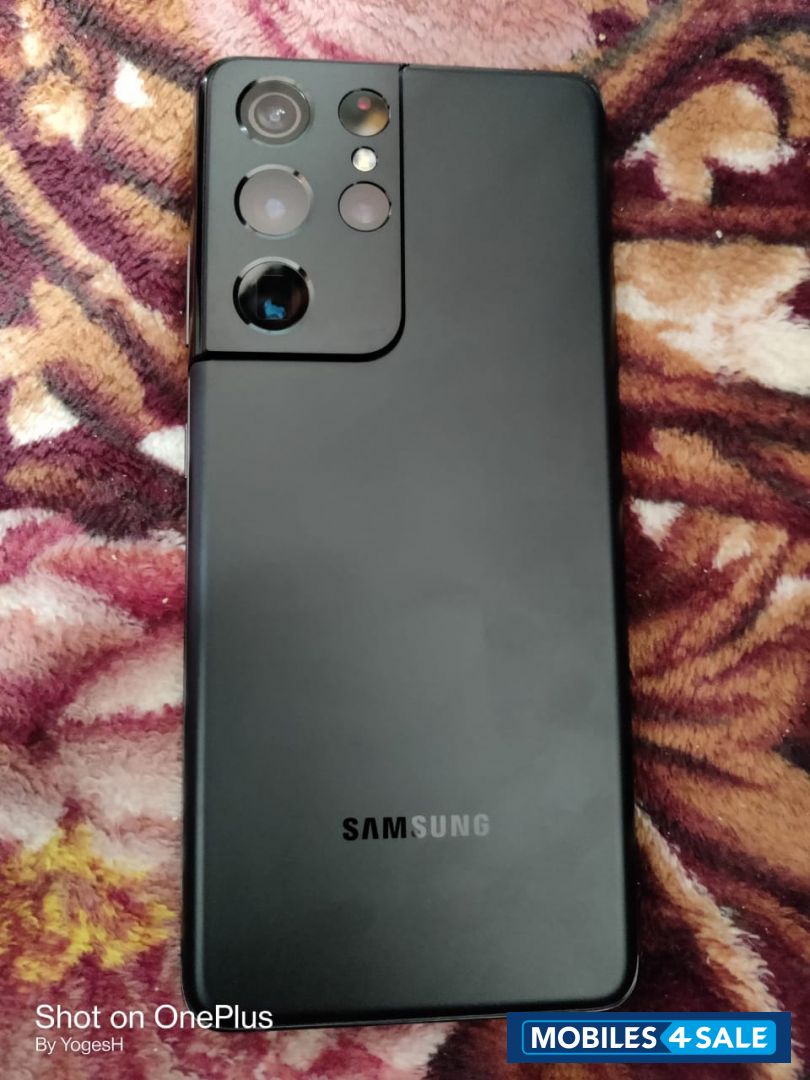 Black Samsung  S21 ultra
