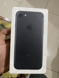 Black Apple  Iphone 7