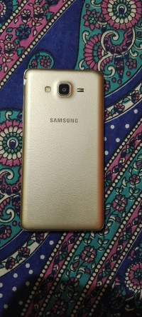 Samsung  Galaxy on 7 pro