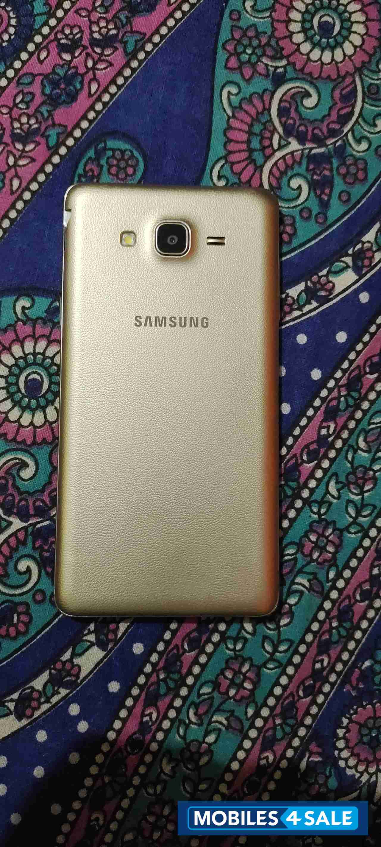 Samsung Galaxy on 7 pro
