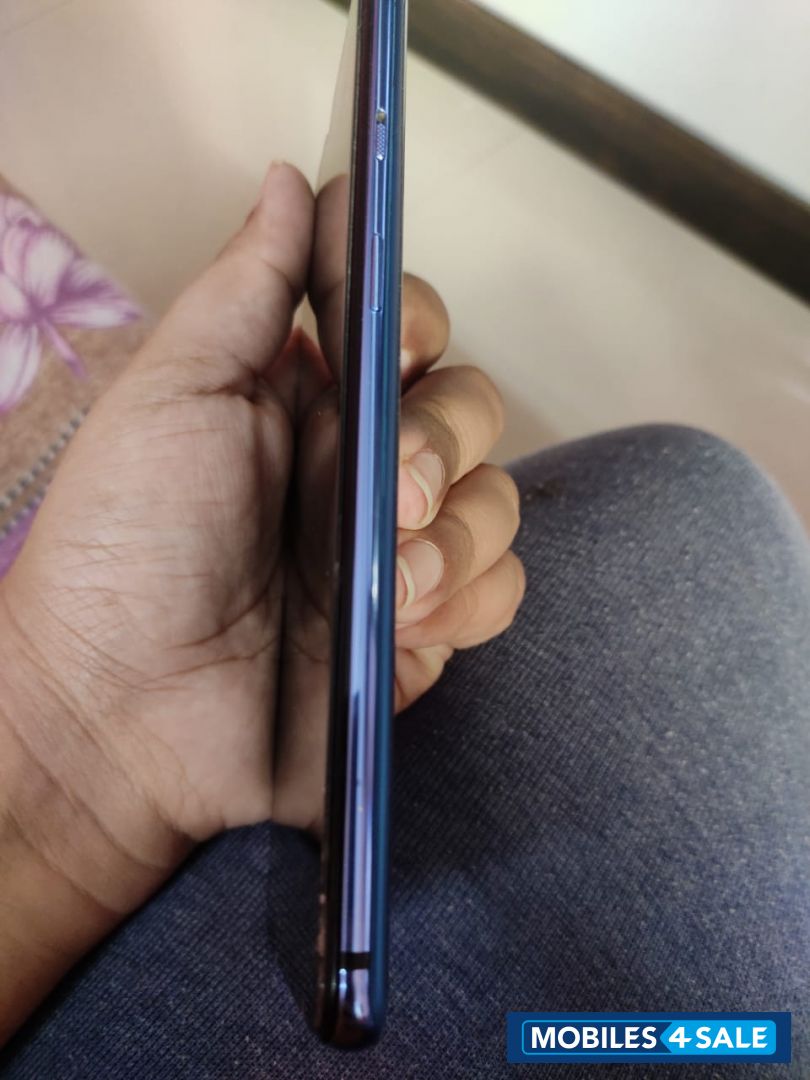 Blue OnePlus  7t