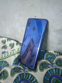 Samsung  Galaxy A20