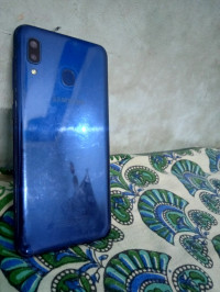 Samsung  Galaxy A20