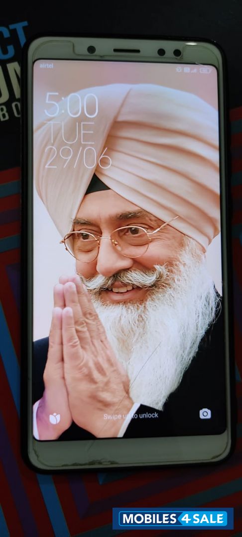 Golden Xiaomi Redmi redmi note 5 pro