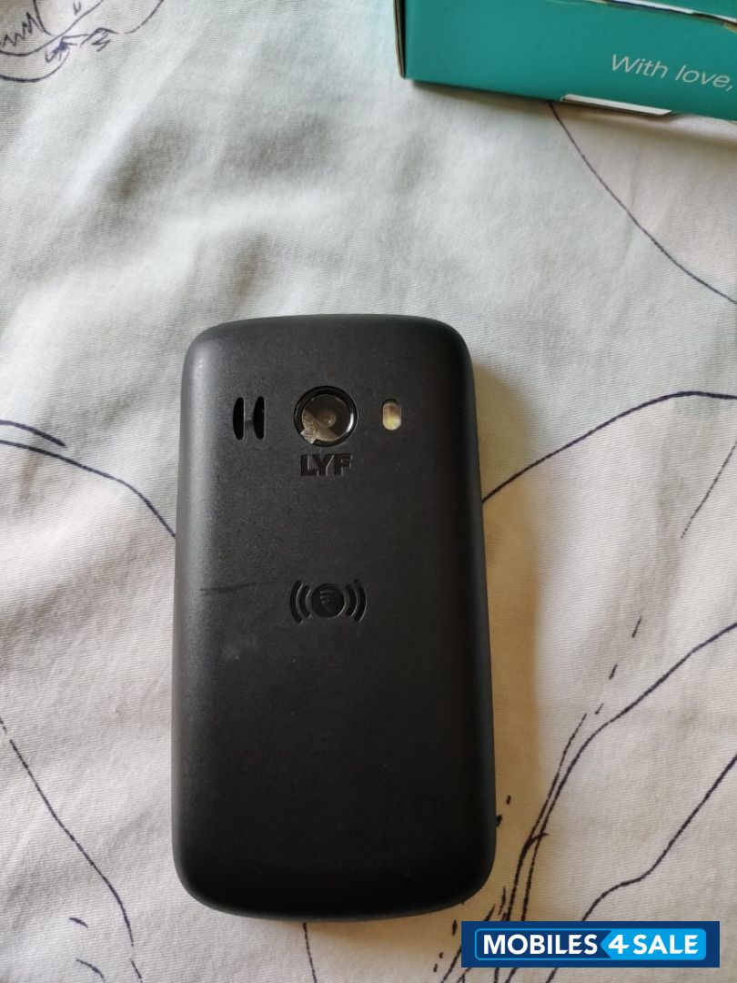 Black Jio  jio phone 2