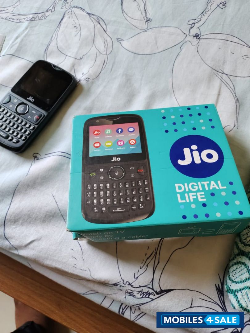 Black Jio  jio phone 2