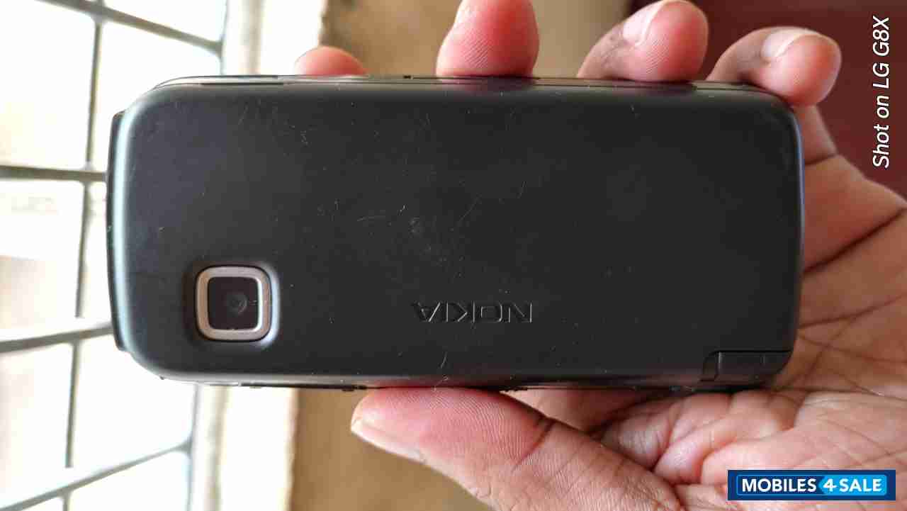 Black Nokia  5233