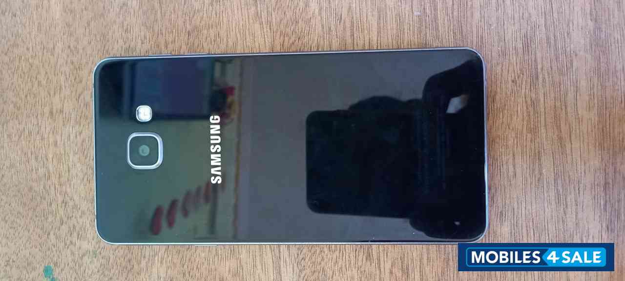 Samsung  Galaxy A7 16