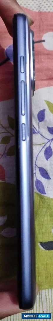 Grey Motorola  Moto g60