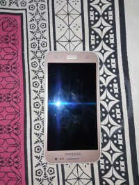 Samsung  Galaxy j2