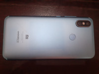 Xiaomi  Mi A2