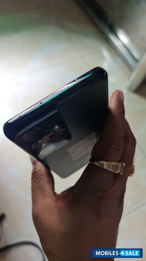 Black Samsung  S21 Ultra