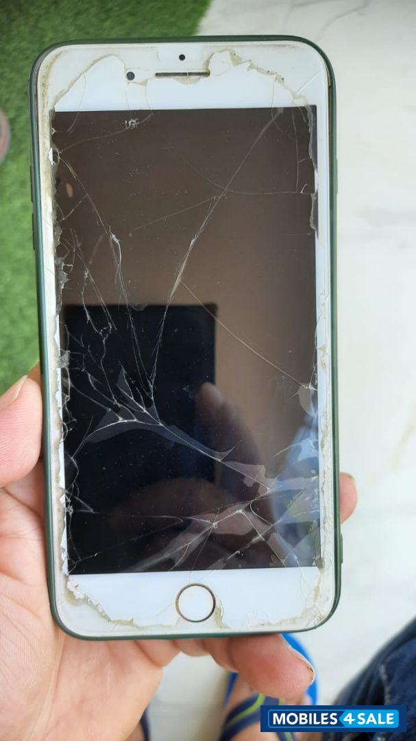 White Apple iPhone 8 Plus