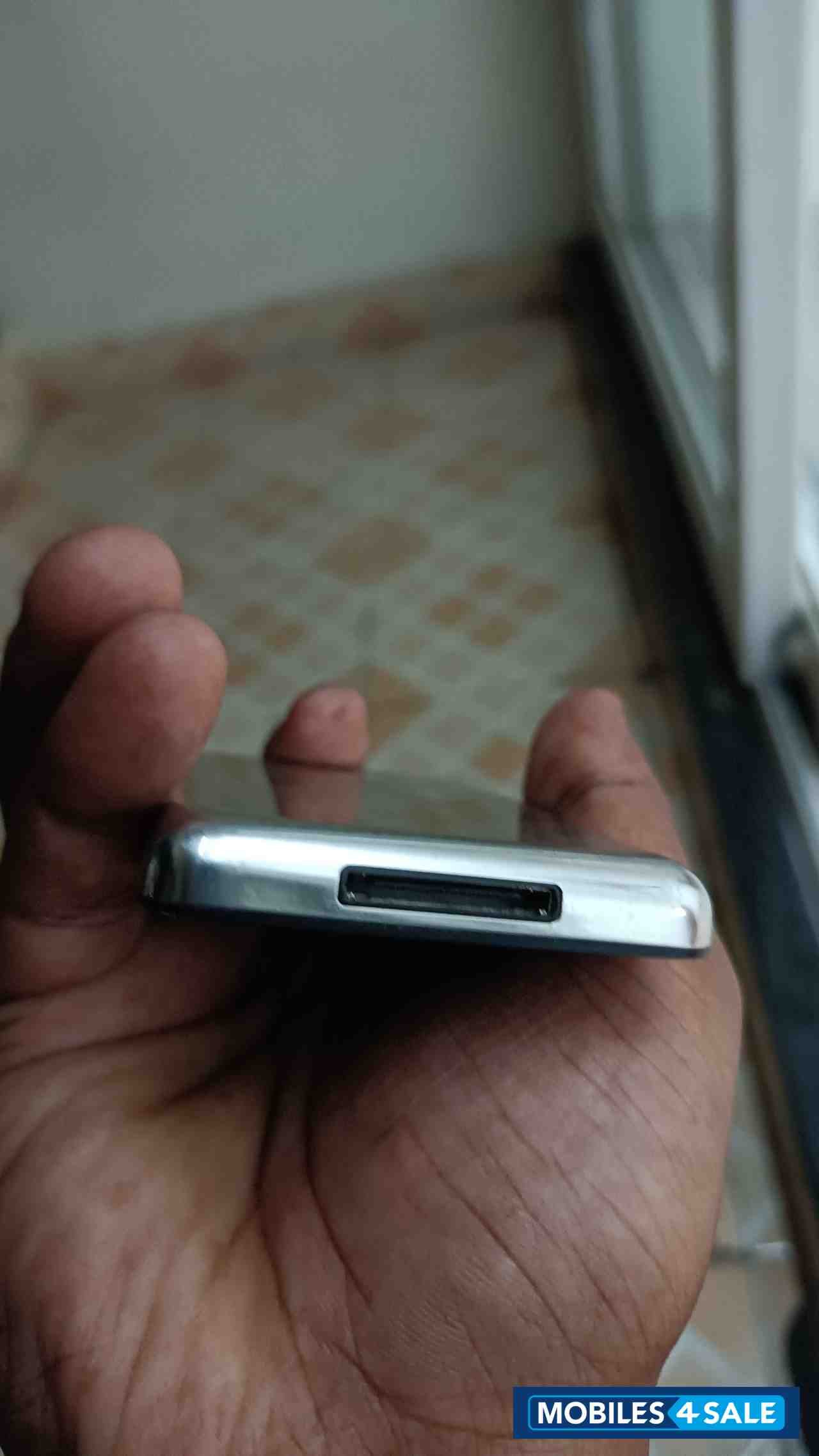 Black With Silver Back Apple iPod