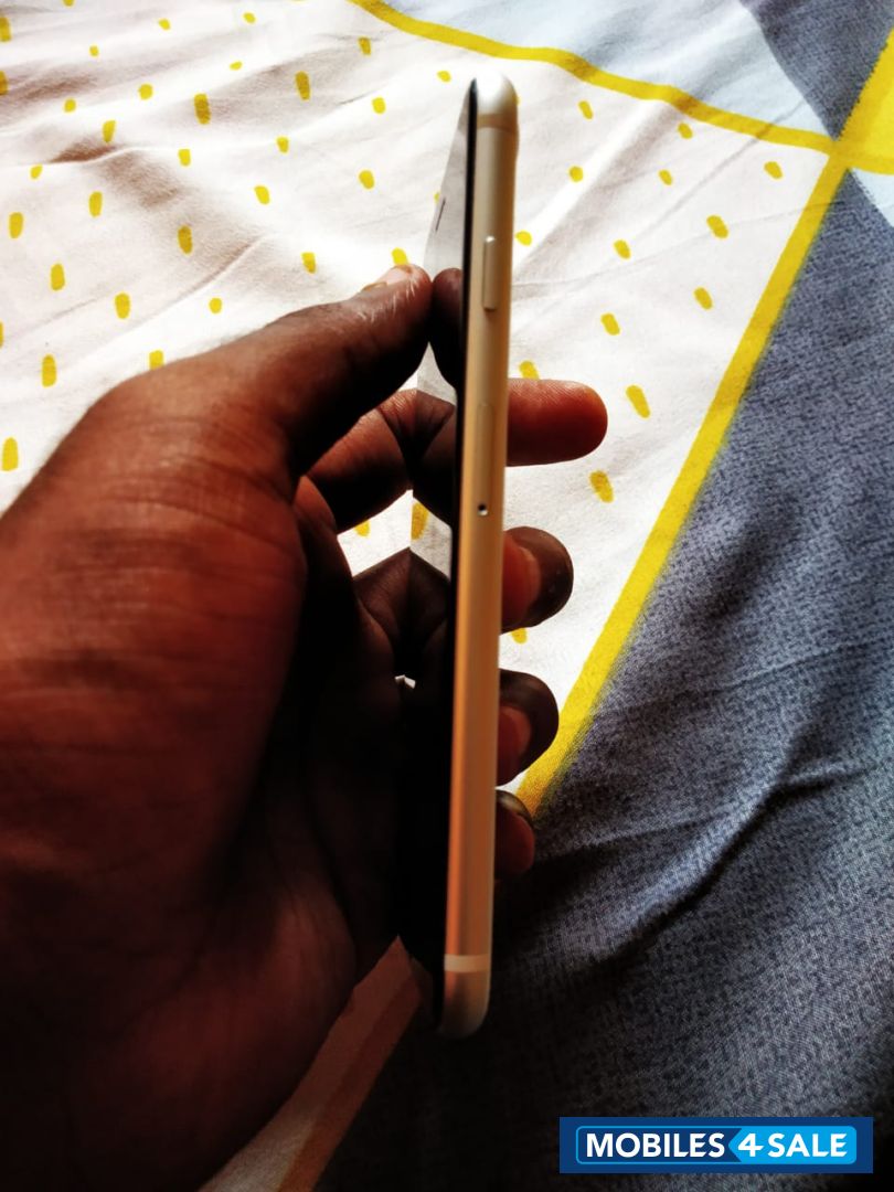 Apple  Iphone SE 2020