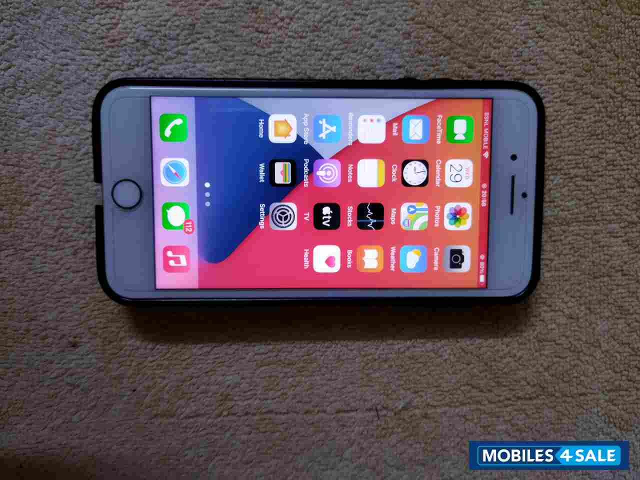 Apple  IPhone 8 plus