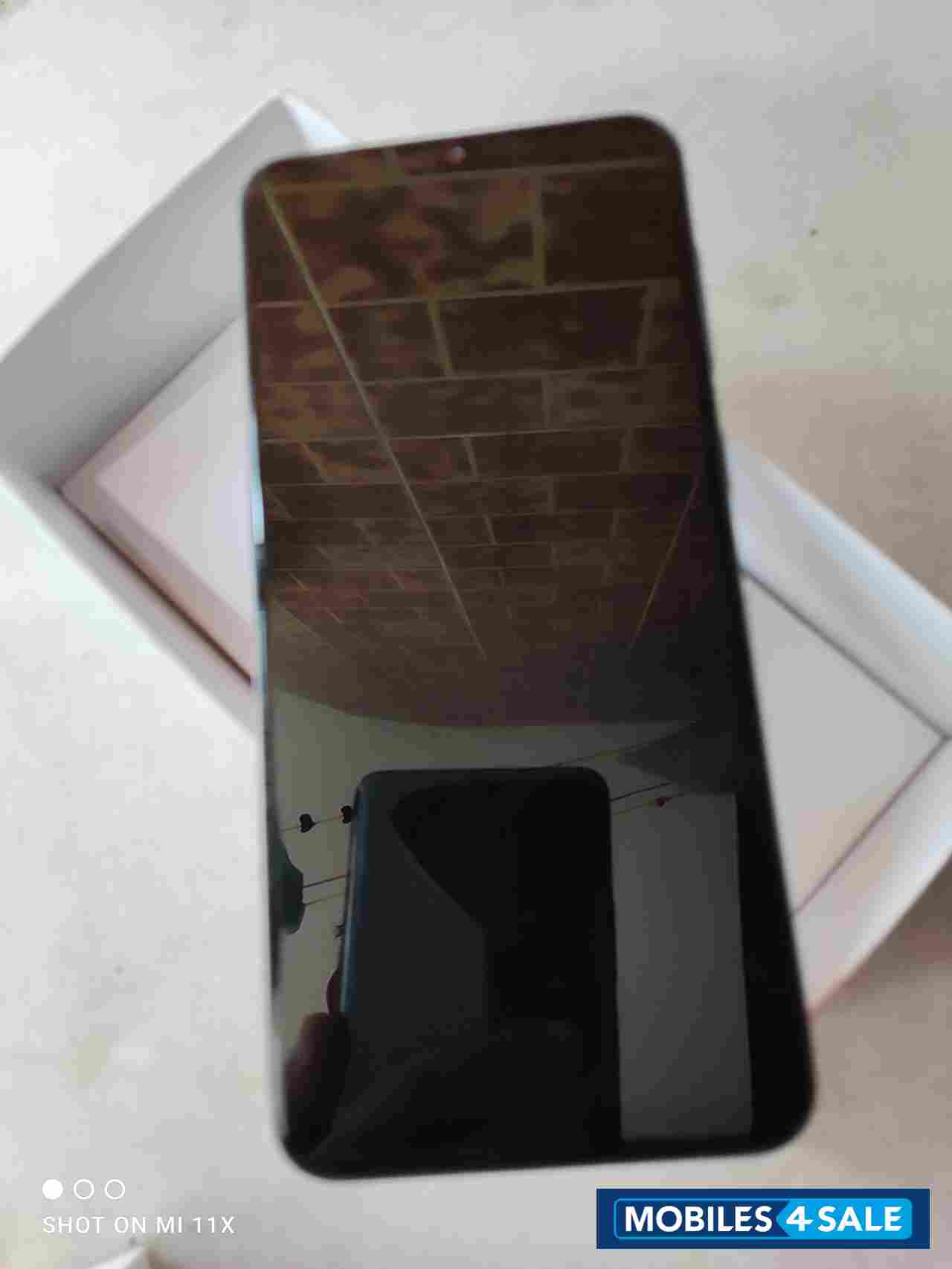 Samsung  Galaxy A50 (6GB+64GB)