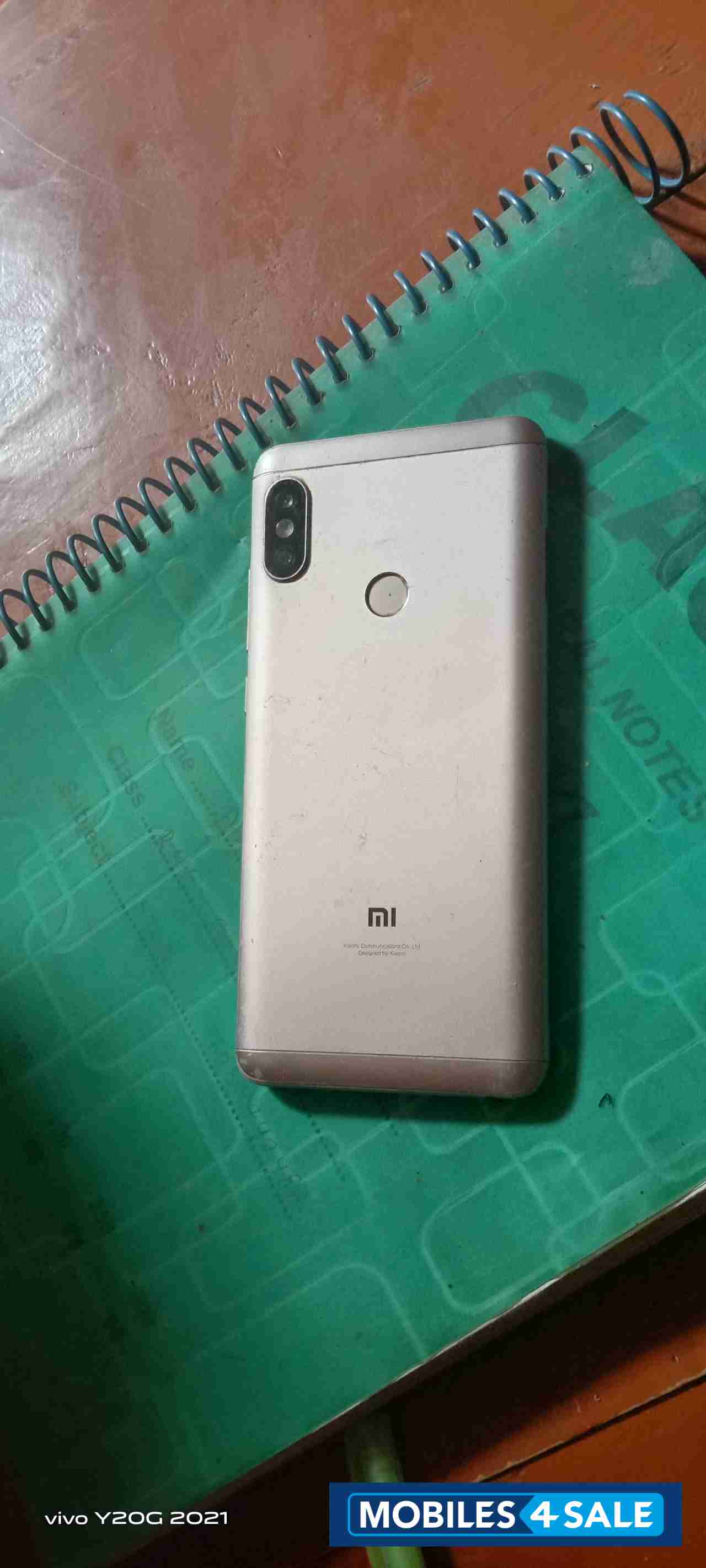 Golden Xiaomi  Note 5 pro