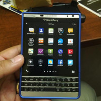 BlackBerry  passport silver edition
