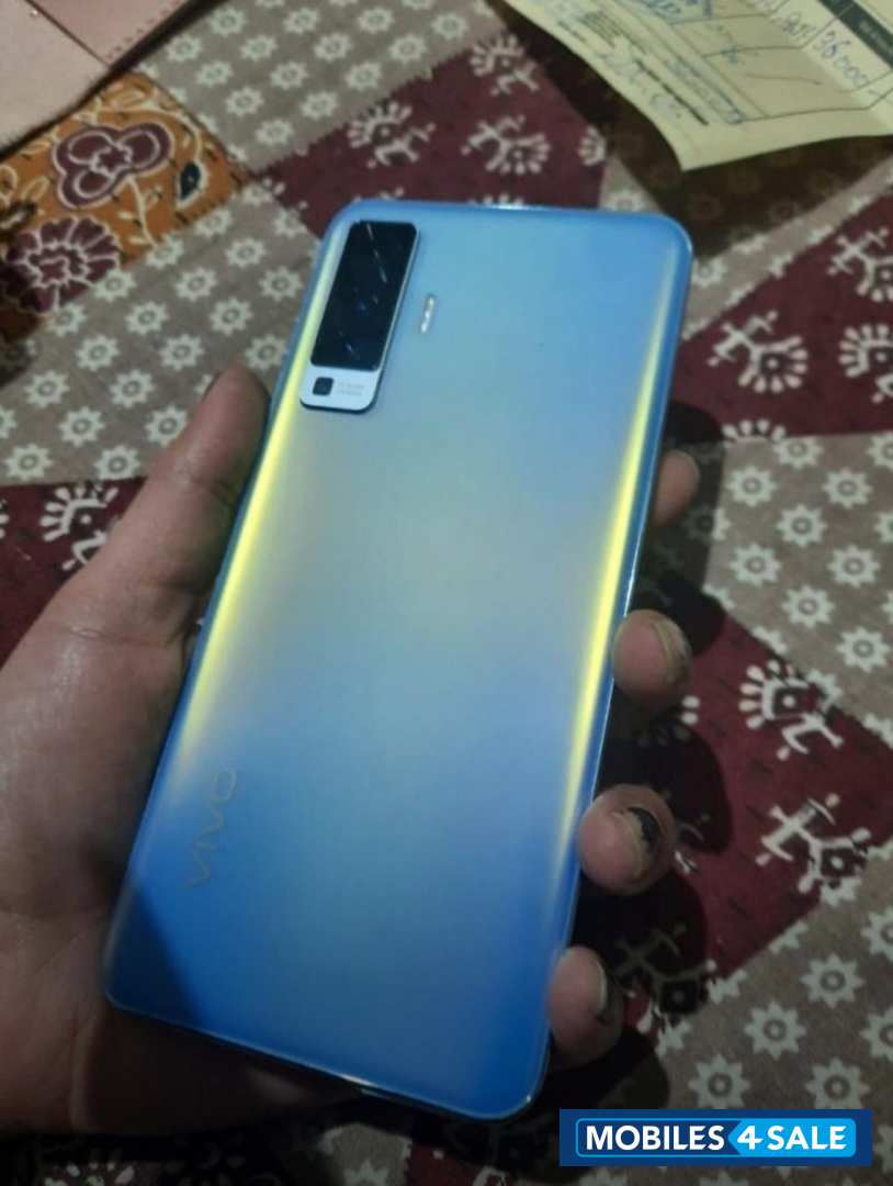 Vivo  X50