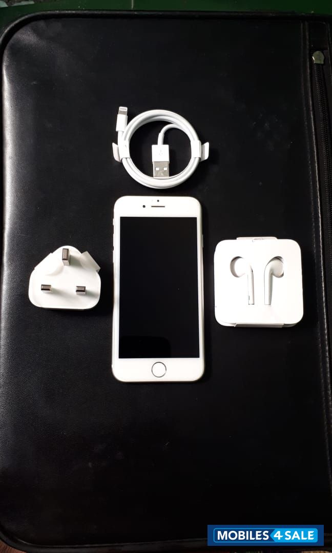 White Apple iPhone 6