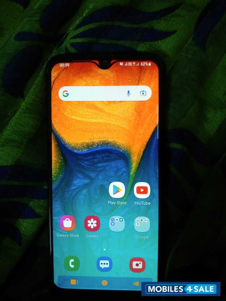 Samsung  Galaxy a30