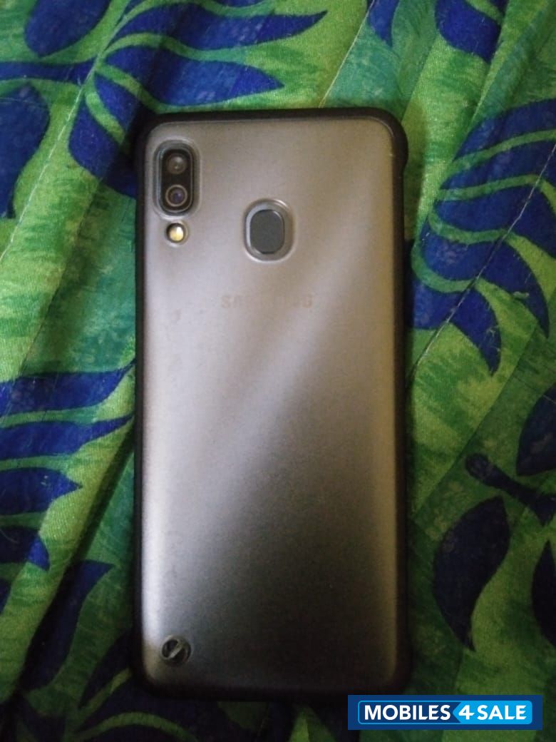 Samsung  Galaxy a30